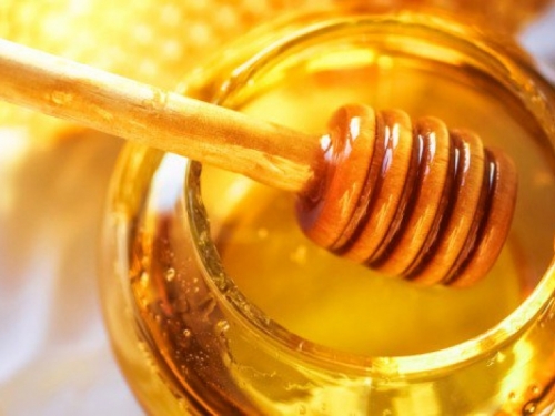 Alarmantna količina pesticida otkrivena u medu širom svijeta