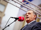 Dodik: Ako Schmidt nametne odluku, Republika Srpska će se osamostaliti