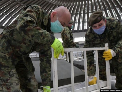 Srbija: Kompletan vojni garnizon zaražen koronavirusom
