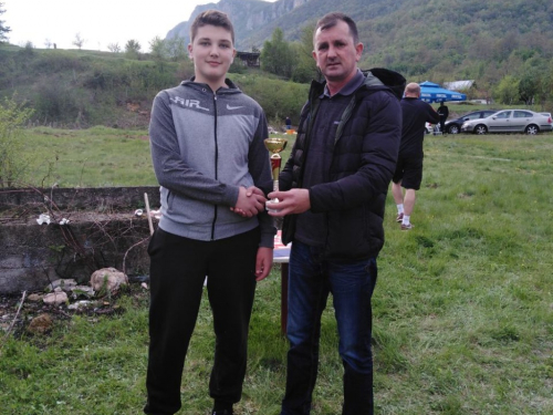 FOTO: HNK Rama pobjednik malonogometnog turnira na Lugu