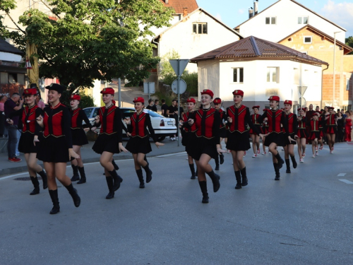 FOTO/VIDEO: Matura 2024. - Defile mladosti na ulicama Prozora