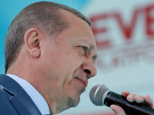 Erdogan dobiva apsolutnu moć, evo što to znači za Tursku