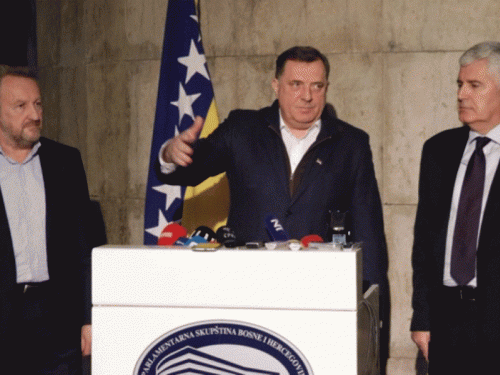 Veleposlanstva podržavaju Dodika, Izetbegovića i Čovića