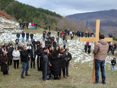 FOTO: Ramski put križa u Podboru