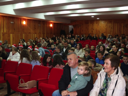 FOTO: Sv. Nikola posjetio župu Rama-Šćit