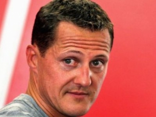 Istražitelji pregledavaju kameru s Schumacherove kacige