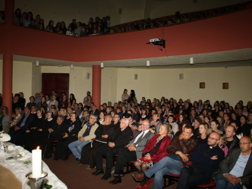 FOTO/VIDEO: Čuvarice održale 8. tradicionalni koncert u Prozoru