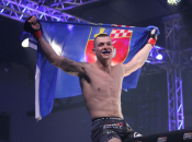 FOTO: Tomislav Sičaja pobjedio u prvom profesionalnom nastupu u MMA