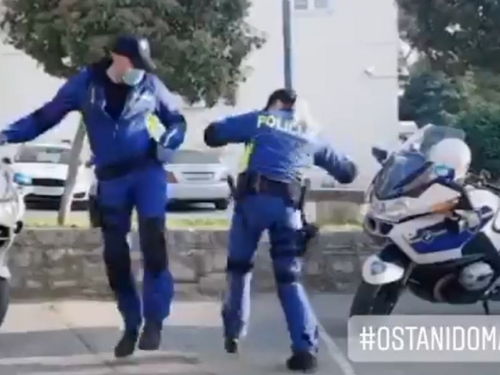 Oni su zaplesali Foot Shake Dance i postali hit na društvenoj mreži Tik Tok