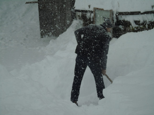 FOTO: Visina snijega na Orašcu 76 cm