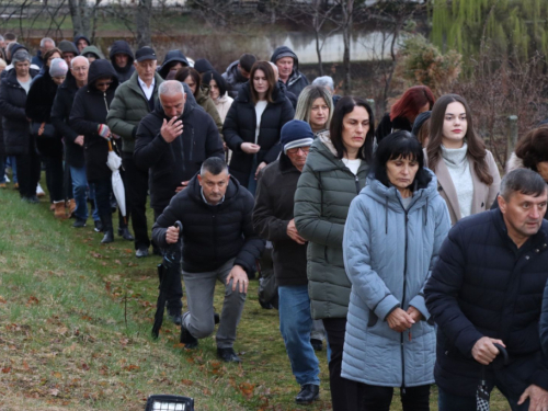 FOTO: Put križa kroz fratarski gaj na Šćitu