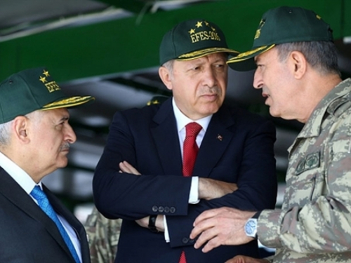Erdogan: Neka EU i SAD gledaju svoja posla