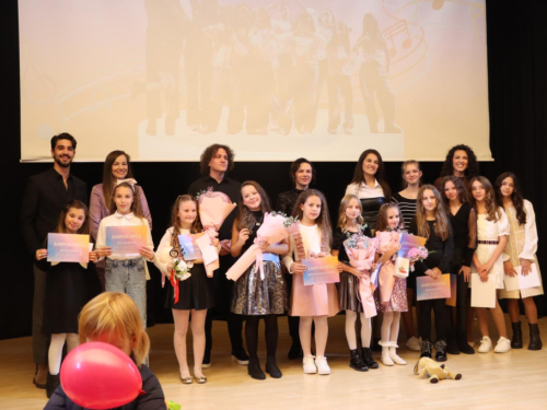 FOTO: Petra Krešo pobjednica dječjeg festivala ''Mala Rama 2025.''