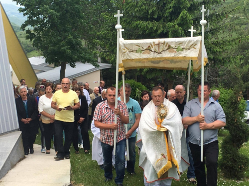 FOTO: Tijelovo na Uzdolu - 160 godina neprekinute tradicije