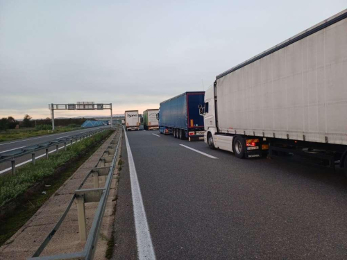 Prijevoznici nastavljaju s prosvjedima, otežan promet
