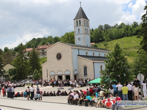 NAJAVA: Dan posvete crkve i Dan duhovnih zvanja u župi Prozor