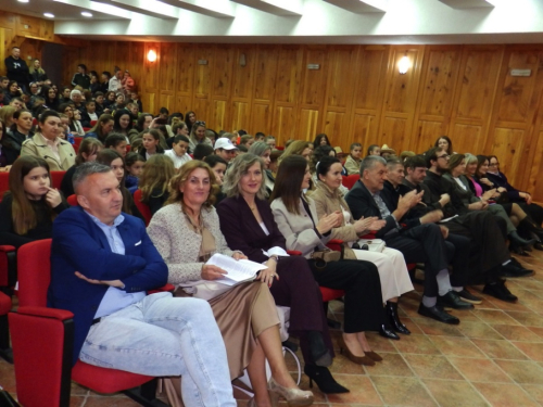 FOTO: Svečano obilježen dan OŠ fra Jeronima Vladića Ripci