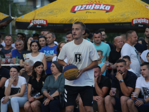 FOTO: Ekipa ''Makarska 3x3'' pobjednik 19. Streetball Rama 2021.