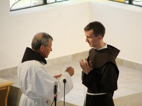 Foto: Vanjska proslava sv. Ane u Podboru