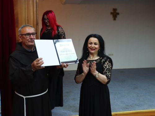 FOTO: Na Šćitu održana 5. kulturno-vjerska baština Hrvata BiH pod geslom ''Vratimo nadu zavičaju''