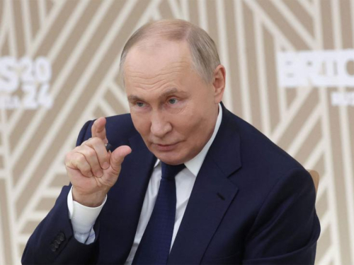Vladimir Putin u novogodišnjem obraćanju: Rusija odgovorila na najteže izazove protekle godine