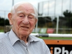 Ima 103 godine, ali utakmice voljenog kluba ne propušta