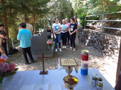 FOTO: 24. hodočašće na grob svećenika-mučenika fra Stjepana Barišića u župi Uzdol