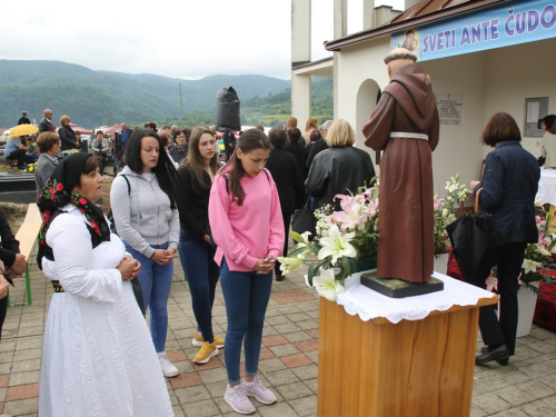 FOTO: Na Pidrišu proslavljen blagdan sv. Ante