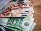 FBiH predložila zakone kojima slanje eura iz Europe u BiH postaje puno jeftinije