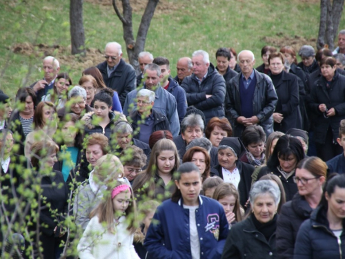 FOTO: Put križa kroz fratarski gaj na Šćitu