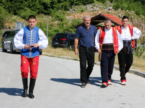 Povijesne hrvatske postrojbe posjetile Ramu i Šćit