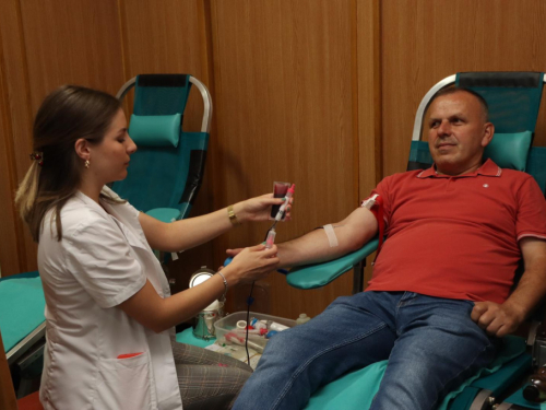 FOTO: Uspješna akcija darivanja krvi u Prozoru