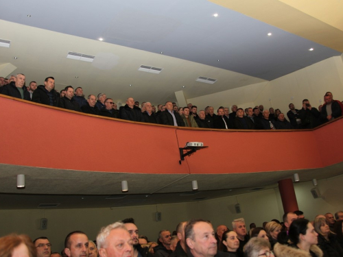 FOTO: U Prozoru održana komemoracija za ratnog zapovjednika Marinka Zeleniku