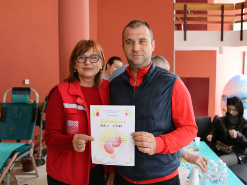 FOTO: Uspješna akcija darivanja krvi u Prozoru
