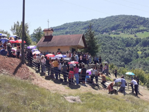 FOTO: Petrovo na Vrdolu, župa Uzdol