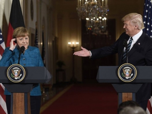 Merkel je Trumpu 11 puta morala odgovoriti na isto pitanje