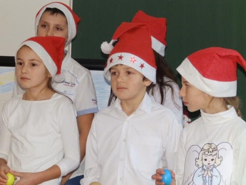 FOTO: Božićna priredba u Kovačevu Polju