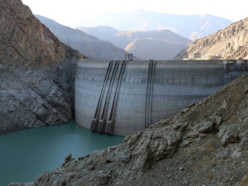 Iran na rubu kolapsa, predsjednik traži preseljenje glavnog grada