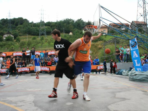 FOTO: Druga večer košarkaškog turnira "Streetball Rama 2014."