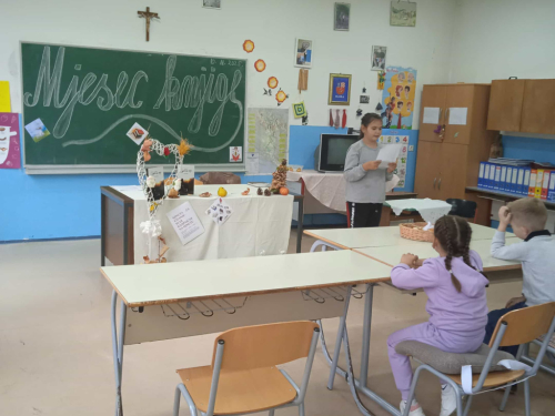 U OŠ Veselka Tenžere na Uzdolu obilježen Mjesec hrvatske knjige