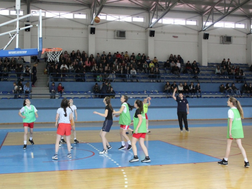 FOTO: U Prozoru održane Male olimpijske igre 2019.