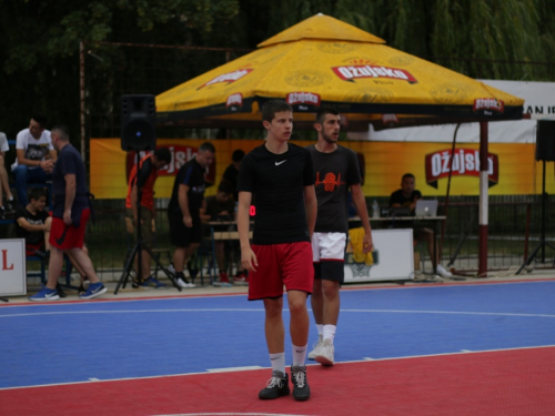 FOTO| Počeo 18. Streetball Rama