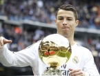 Ronaldo četvrti put osvojio Zlatnu loptu