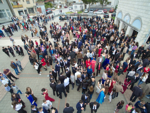 FOTO/VIDEO: Matura 2016. - Defile mladosti i ljepote na ulicama Prozora