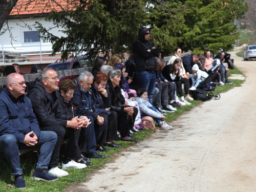 FOTO: Druženje Rumbočana i sv. misa na Zahumu