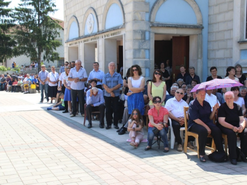 FOTO: Vanjska proslava patrona župe Prozor