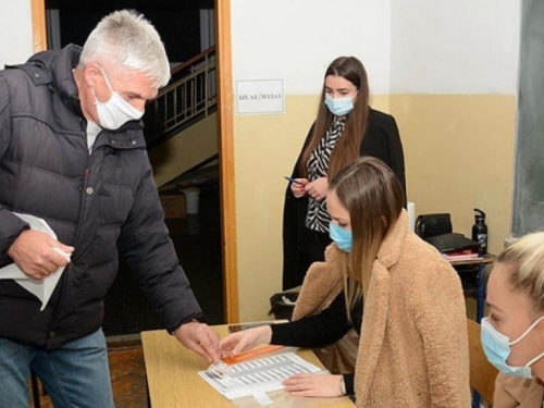 Ukupna izlaznost na izborima u Mostaru 55 posto