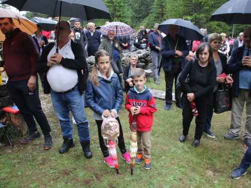 FOTO/VIDEO: Tisuće vjernika na Kedžari proslavilo Divin dan