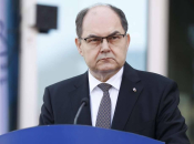 Schmidt nametnuo dvije odluke: Novac za Viaduct i "poštenije" izbore