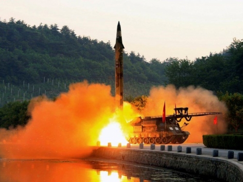 Sjeverna jeverna Koreja ima neprijavljenu bazu i stožer projektila